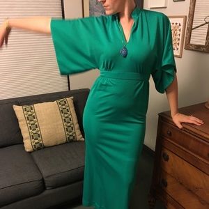 VINTAGE • 60s 70s kimono styled maxi dress